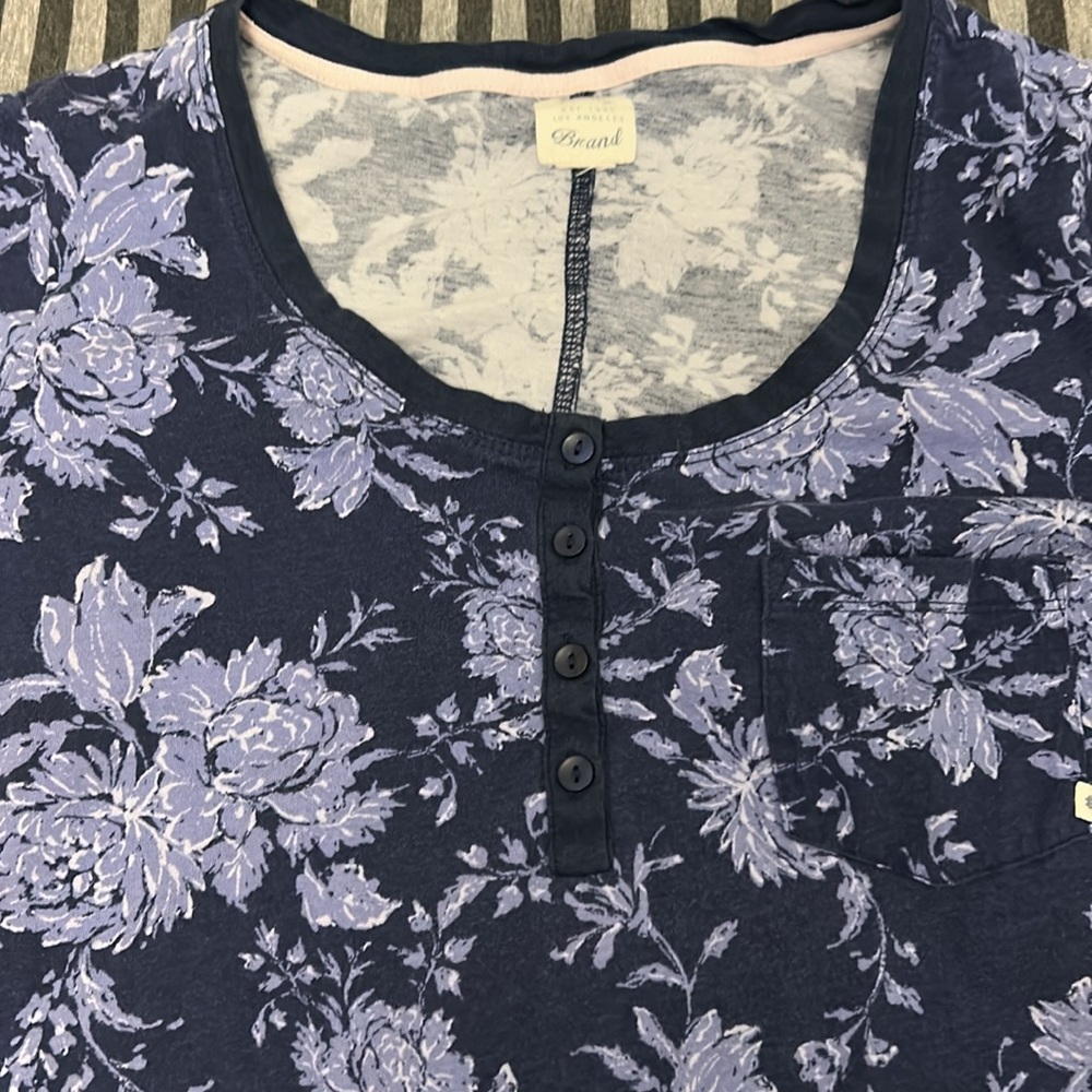 Lucky Brand | Women’s Floral Henley T-Shirt Dress w/ Pocket | Size Large - Picture 3 of 5